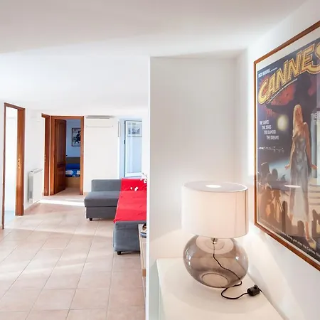 House Of Cinema Apartment *