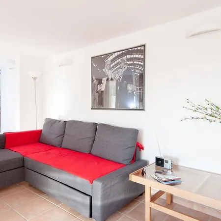 Apartment House Of Cinema *